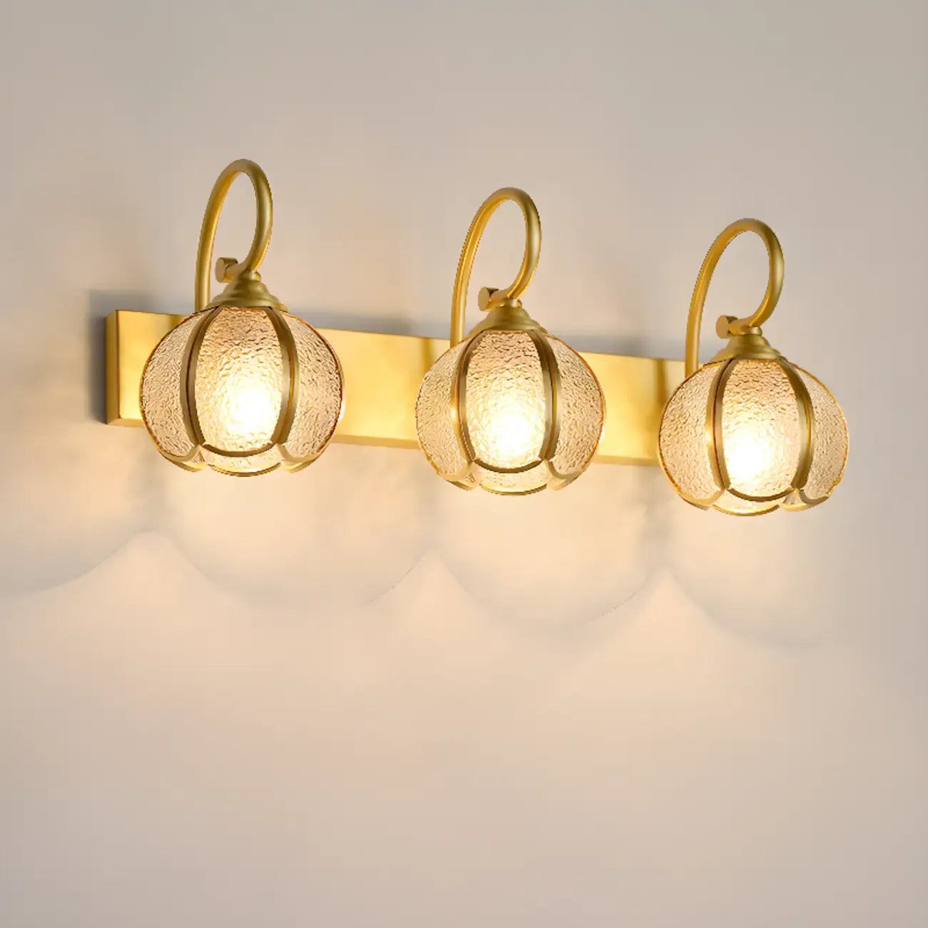 Mini Modern Vintage Globe Brass Vanity Light in 2/3 Lights