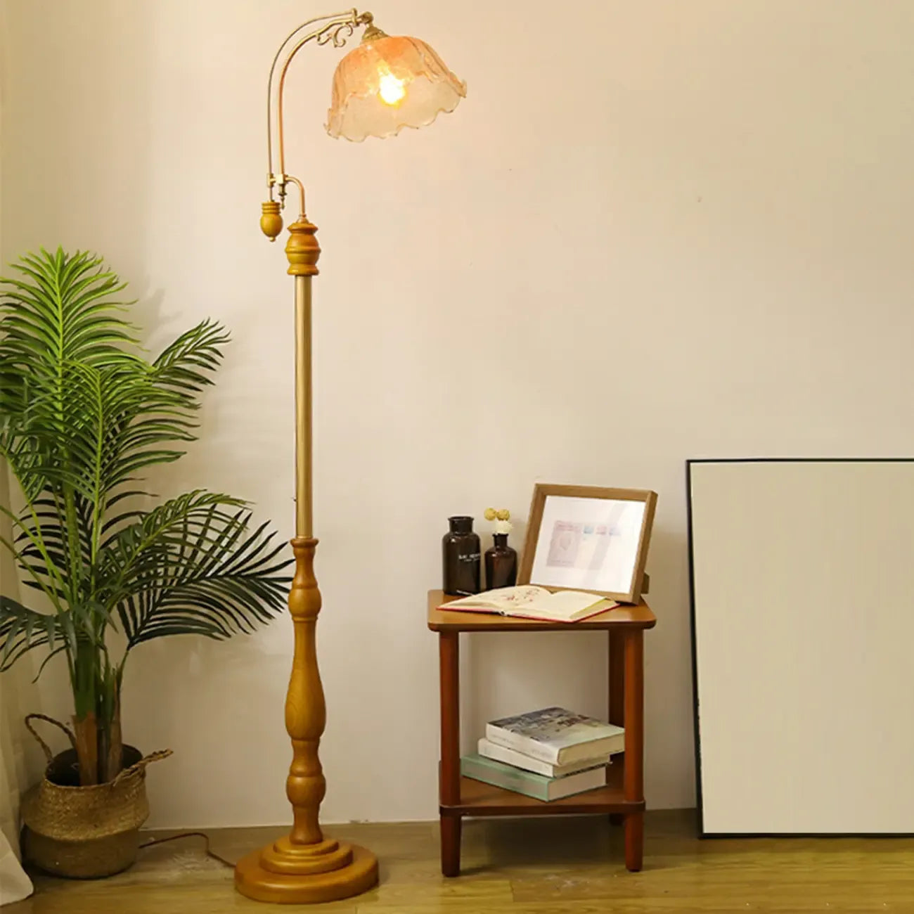 Plug-In Vintage Flower Shape Amber Glass Arc Floor Lamp