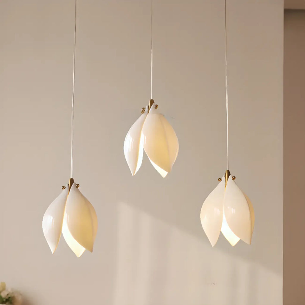 Modish Ceramic Flower Island Pendant Light for Kitchen