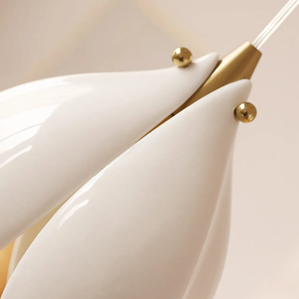 Modish Ceramic Flower Island Pendant Light for Kitchen