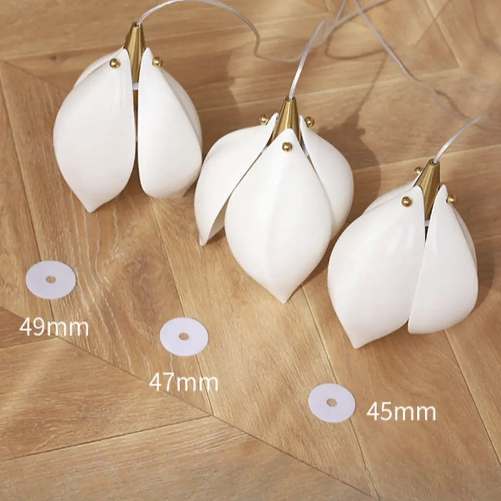 Modish Ceramic Flower Island Pendant Light for Kitchen