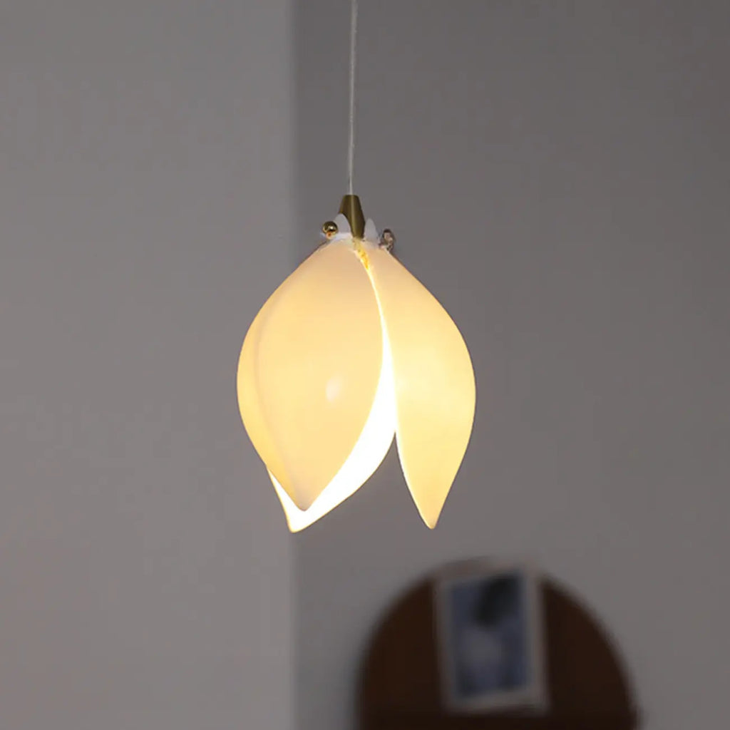 Modish Ceramic Flower Island Pendant Light for Kitchen