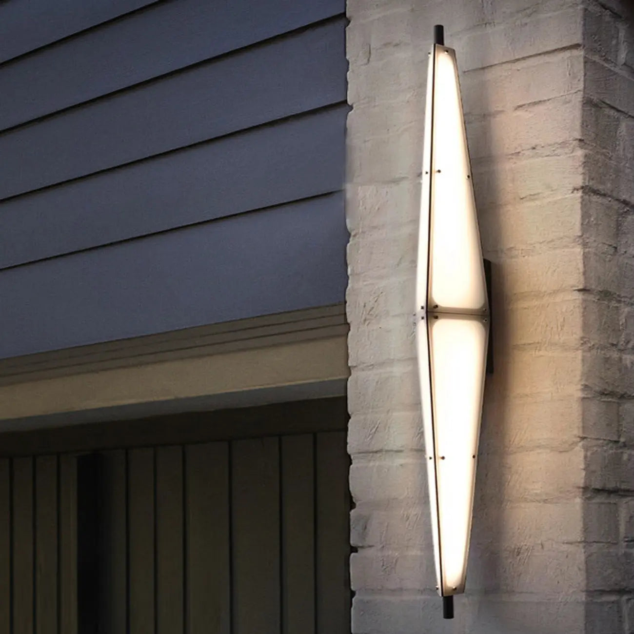 Modern Geometric White Acrylic LED Outdoor Wall Sconce